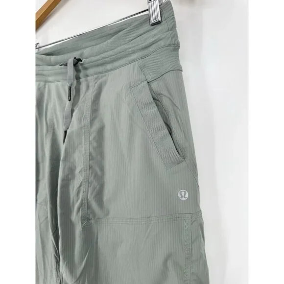Lululemon Studio Crop Earl Grey Womens 4 Read - Picture 2 of 14